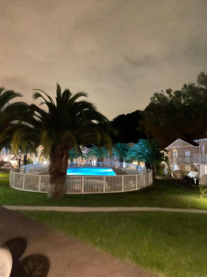 Residence La Croisiere Англе Екстериор снимка